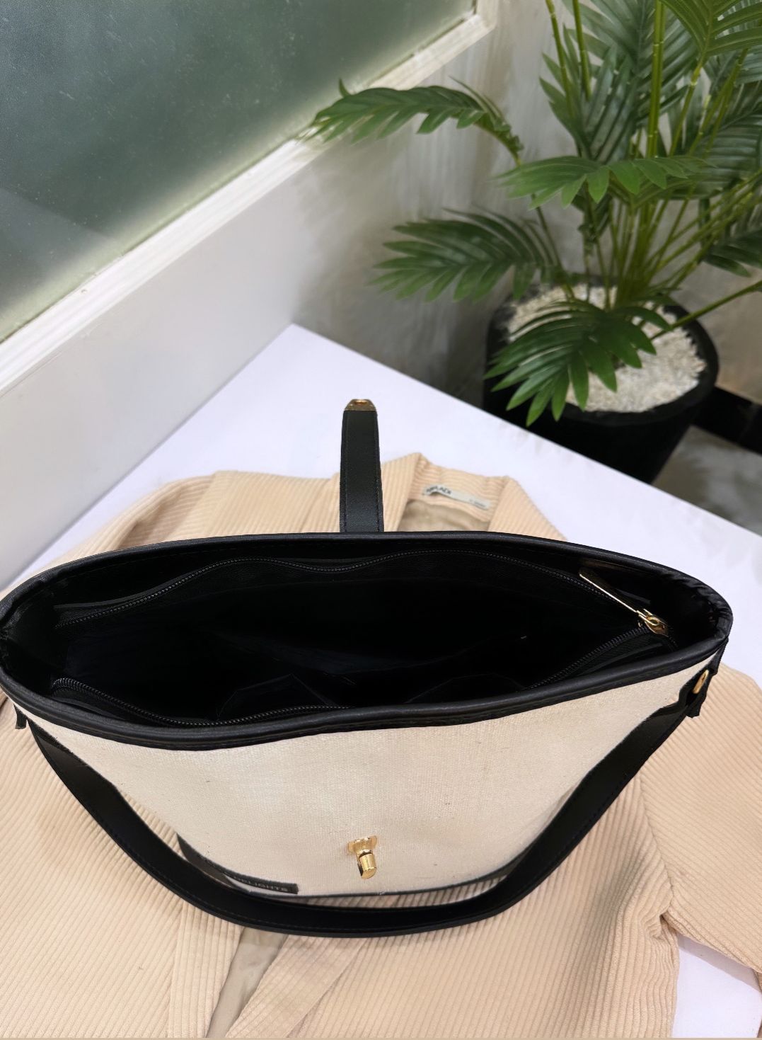 Bucket Bag Black
