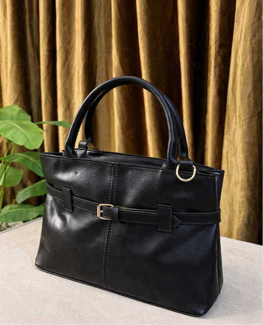 Belle The Statement Shoulder Bag Black