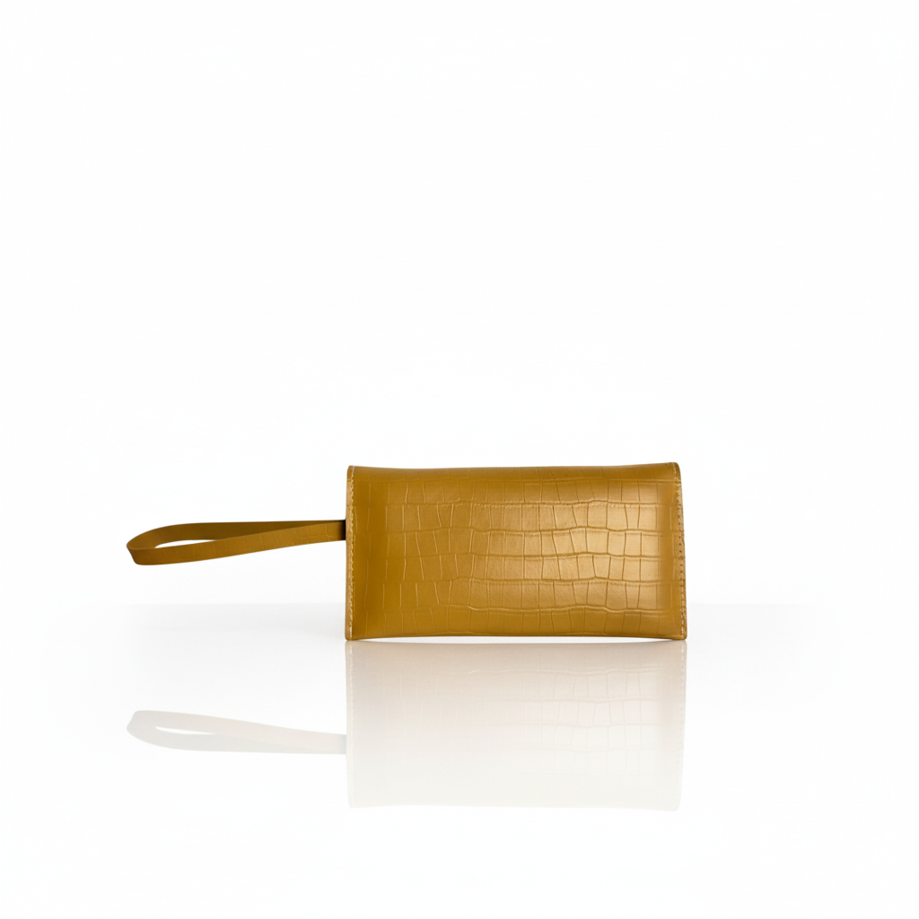 Cream Belle The Hook Wallet