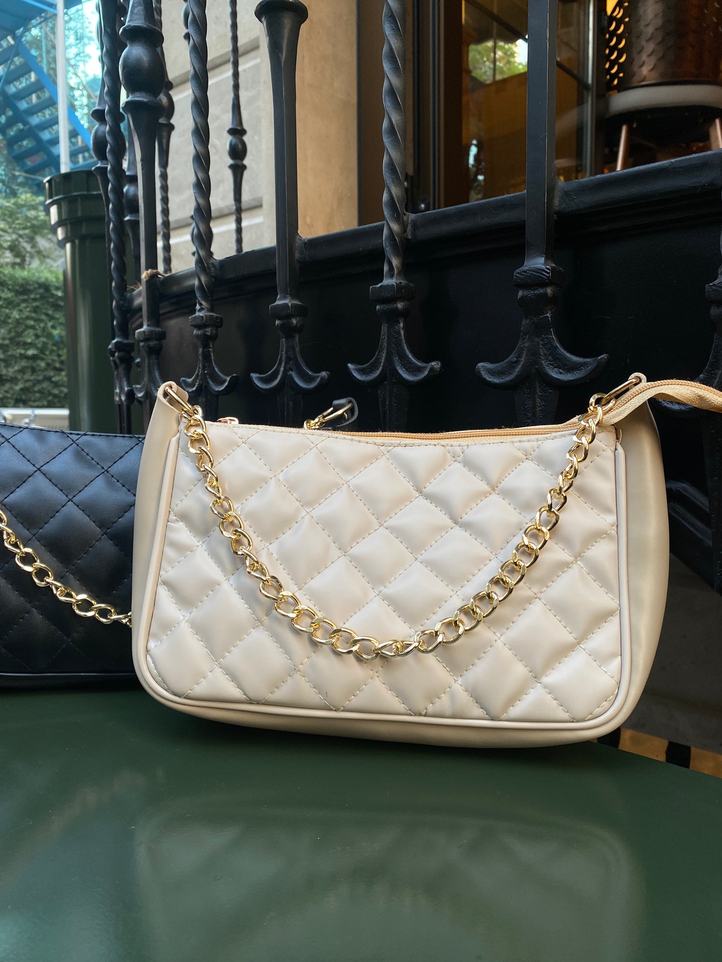 Charm the Belle Bag Beige