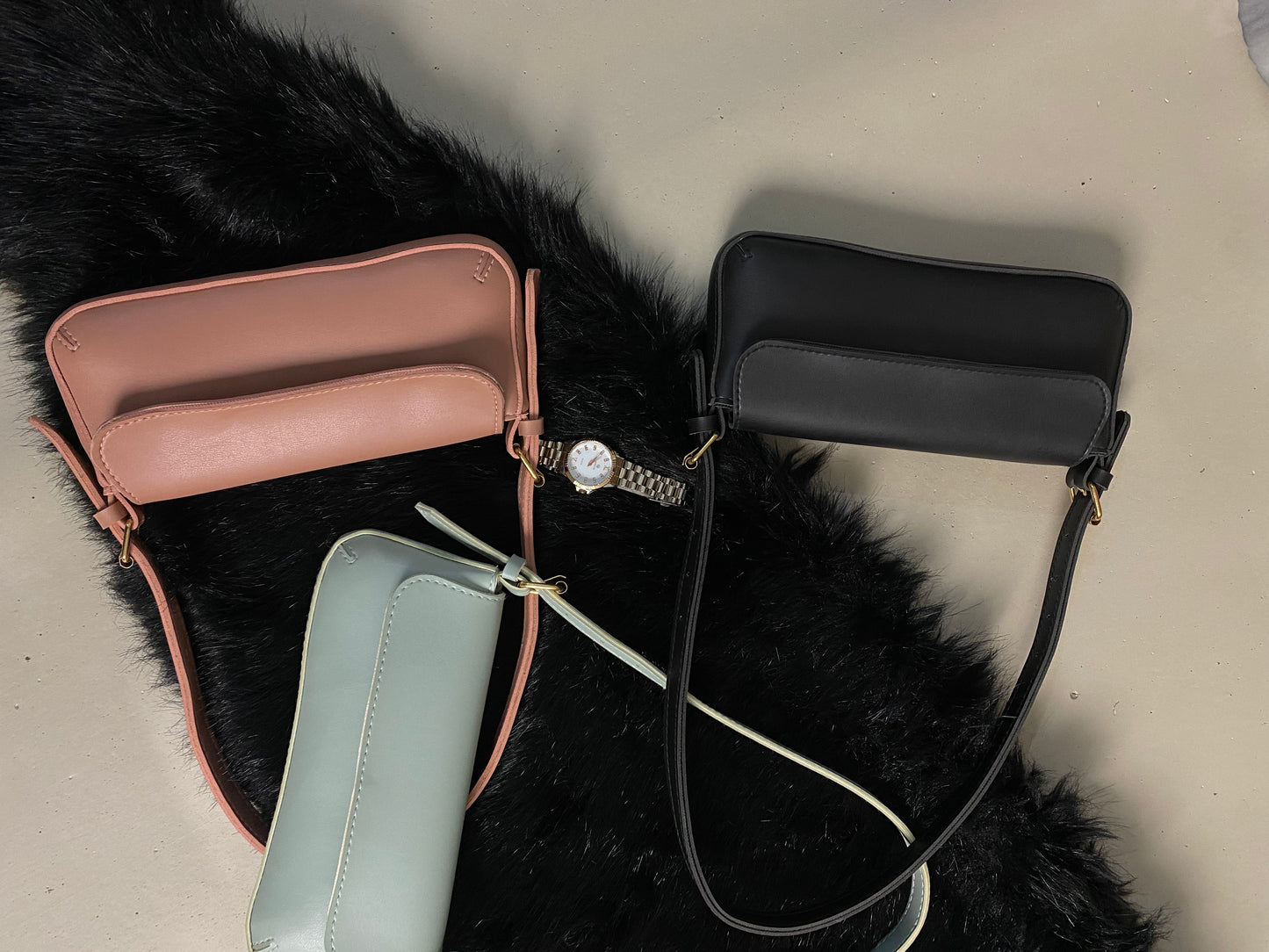KIKI Shoulder Bag