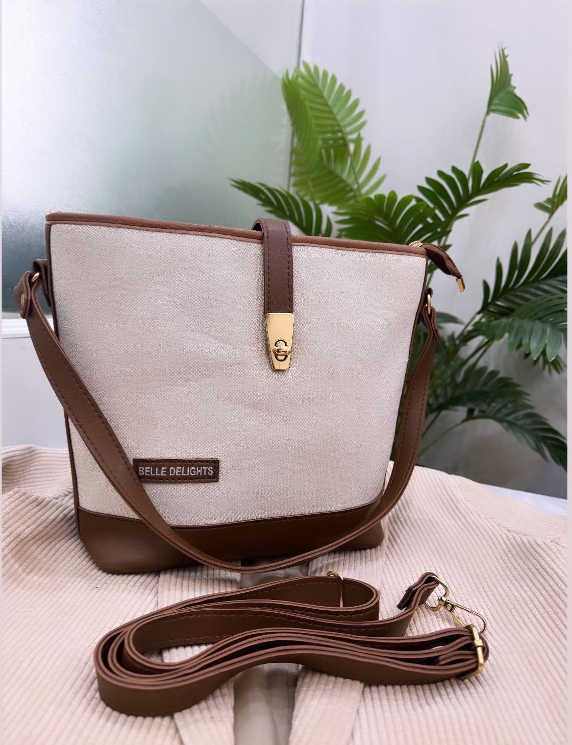 Bucket Bag Brown