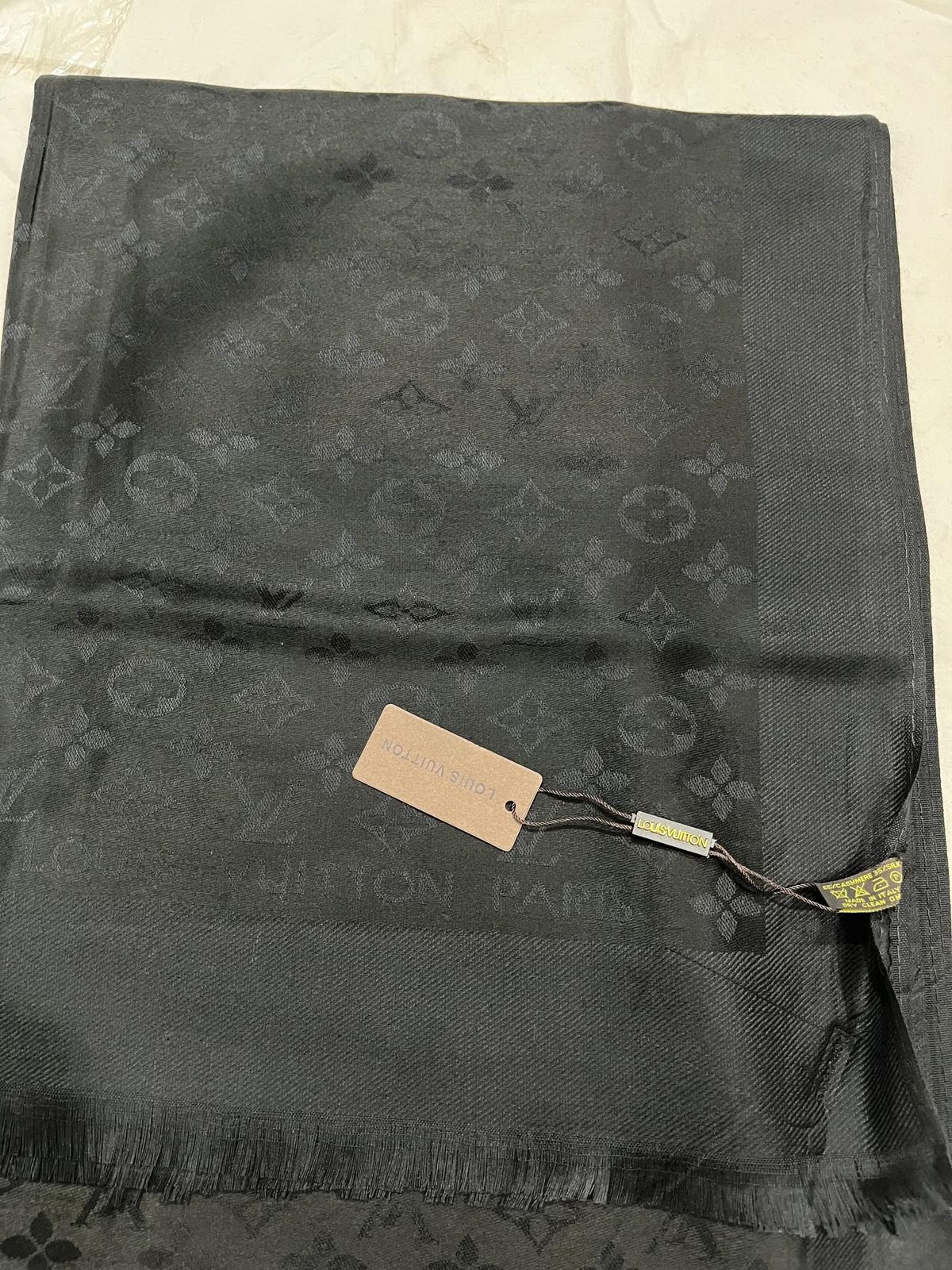 Black scarf Belle The LV